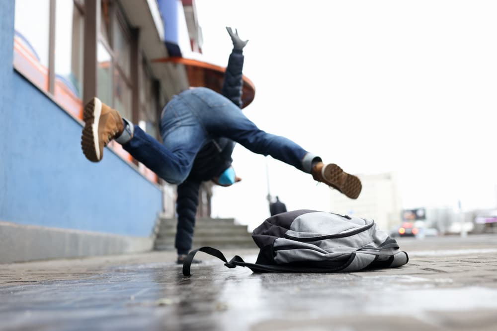 Man slipped and fall on icy sidewalk